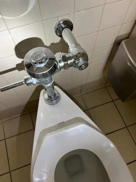 Fixture installation and repair for Repiping in Miraleste